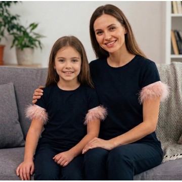 FW23-set (2 τεμαχίων) Μπλούζες  Κοντομάνικες Γυναικεία & Παιδική με Μανίκι Ροζ Φτερό
