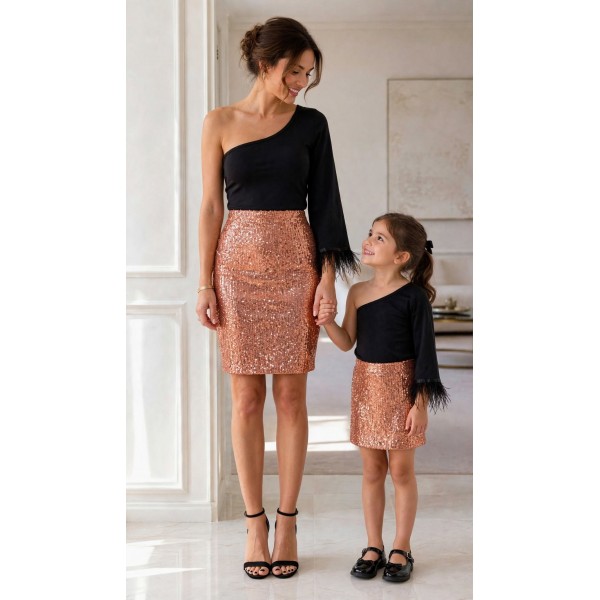 FW25-set (4 τεμαχίων) Γυναικεία & Παιδική Φούστα Μίνι Παγέτα Σομόν & Τοπ 1 Ώμο-1 Μανίκι Καμπάνα Φτερό